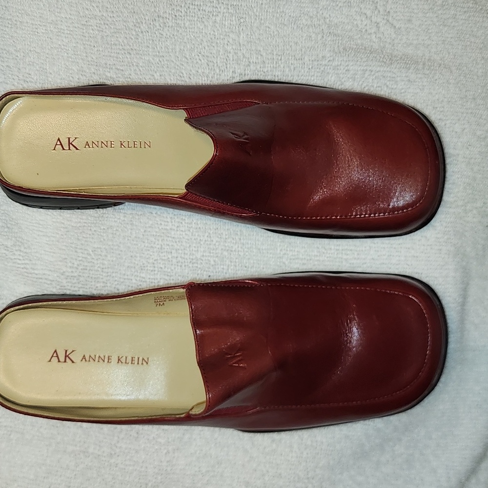 Women's Anne Klien - Picture 5 of 9